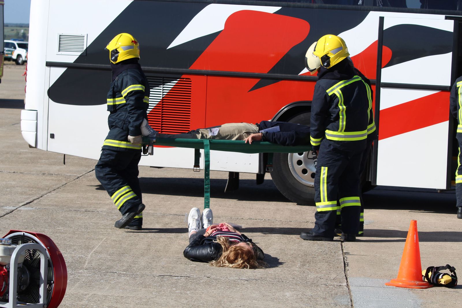 simulacro-de-accidente-aereo-77