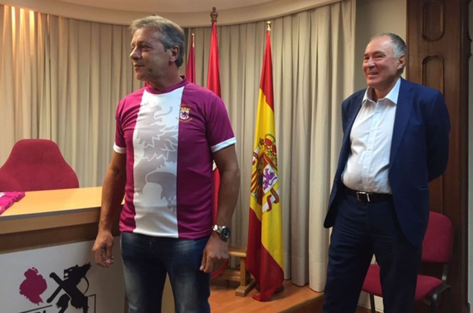 Camiseta seleccion leonesa