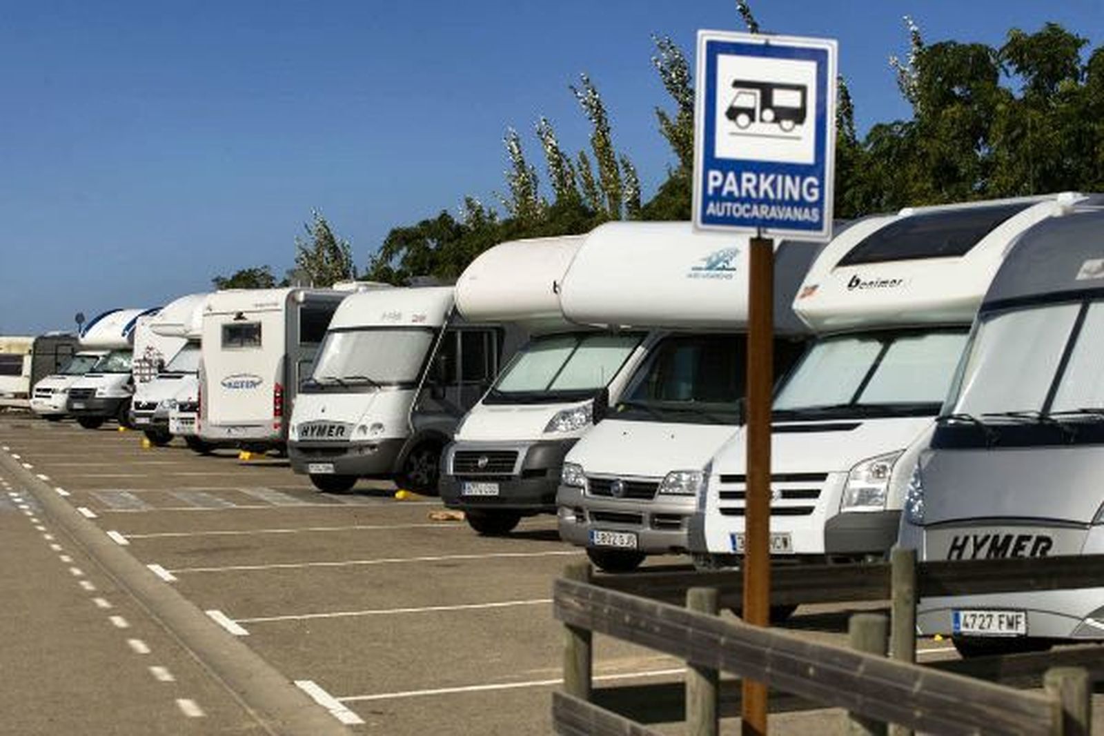 Ganemos señala la falta de visión del resto de grupos como obstáculo para atraer turistas con autocaravanas