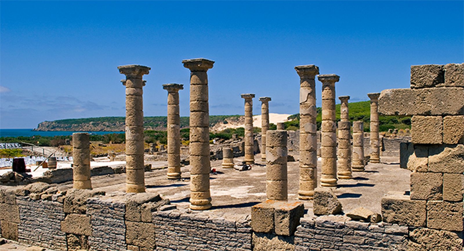 La USAL dirigió los análisis y la información arqueosismológica en el Conjunto Arqueológico Romano de Baelo Claudia (Cádiz)