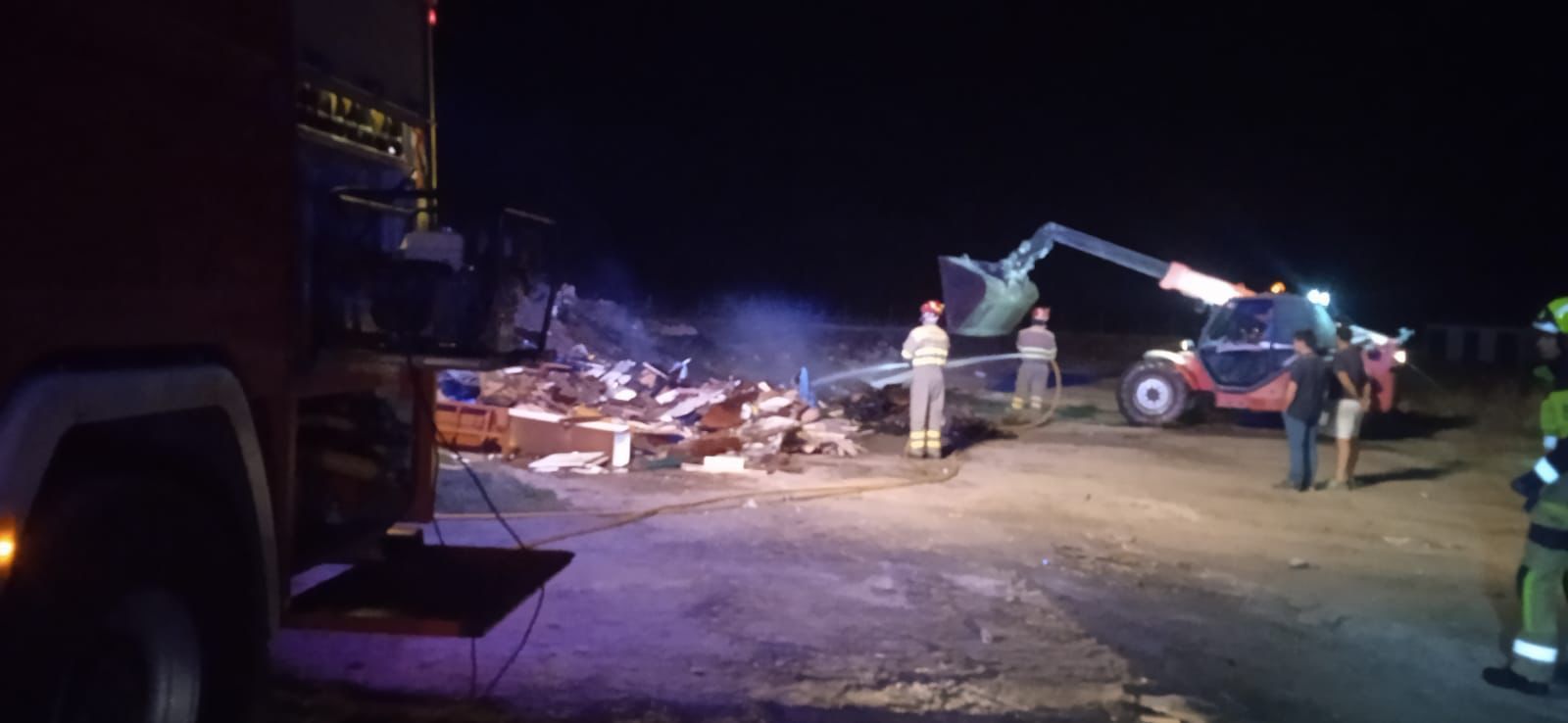 incendio-punto-limpio-macotera-4