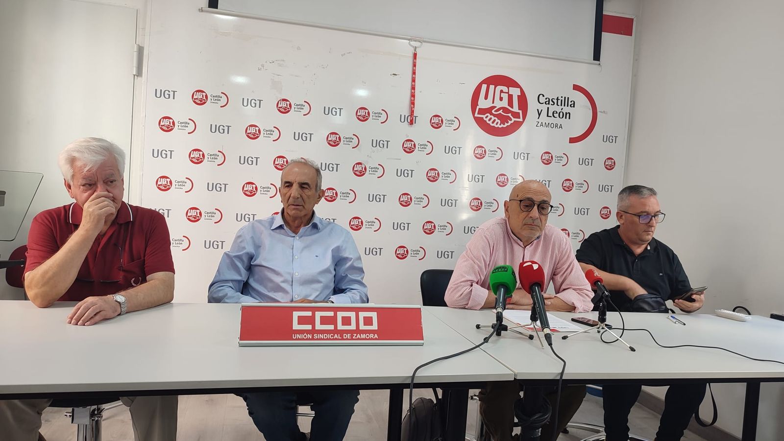 Secretarios de las federaciones de Jubilados de UGT y CCOO en Zamora Secretarios de las federaciones de Jubilados de UGT y CCOO en Zamora