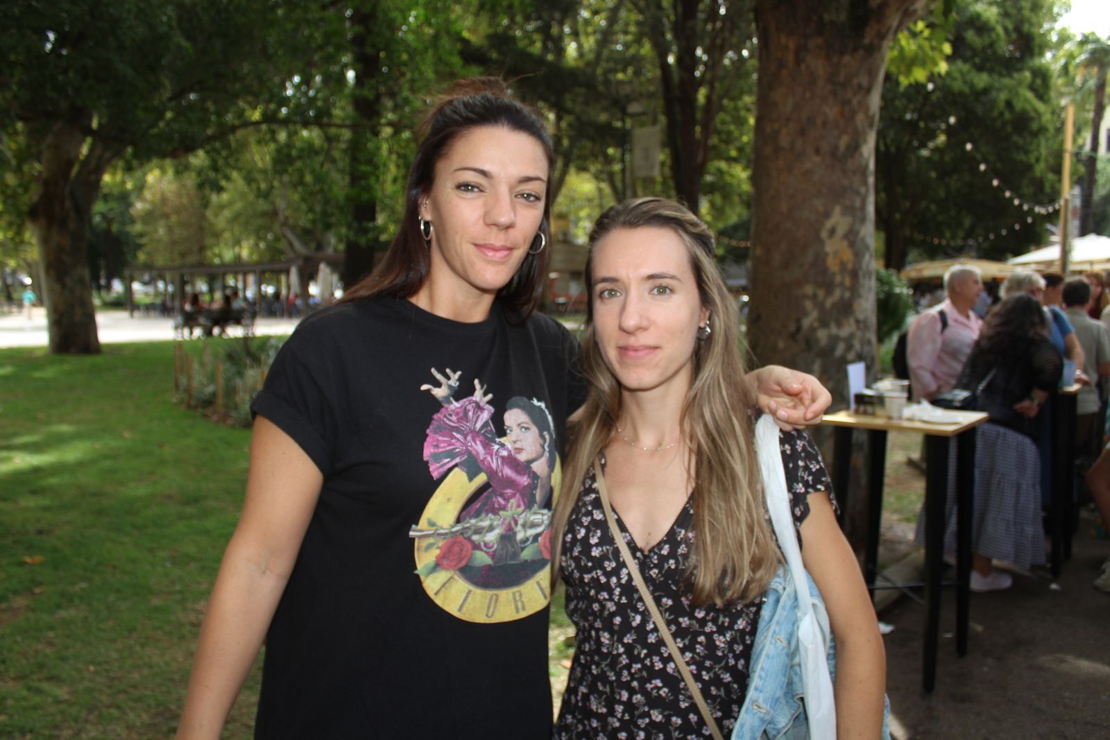 Ambiente en la Feria de Día en el mediodía de este viernes