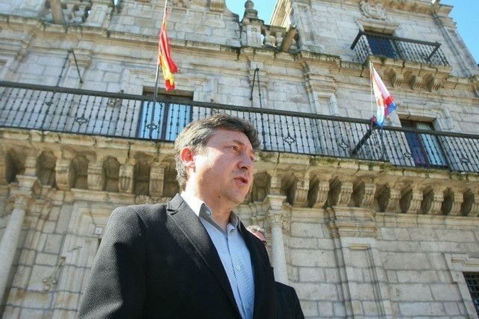 El alcalde de Ponferrada anuncia que se presenta a las elecciones tras haber dicho que no
