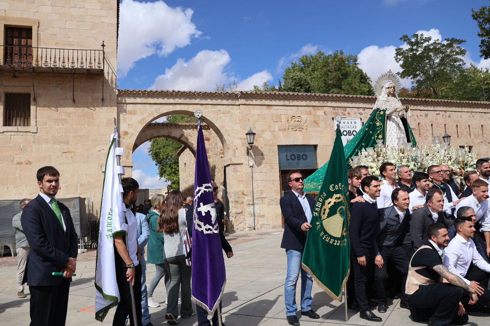 Procesión extraordinaria de la Virgen de La Esperanza