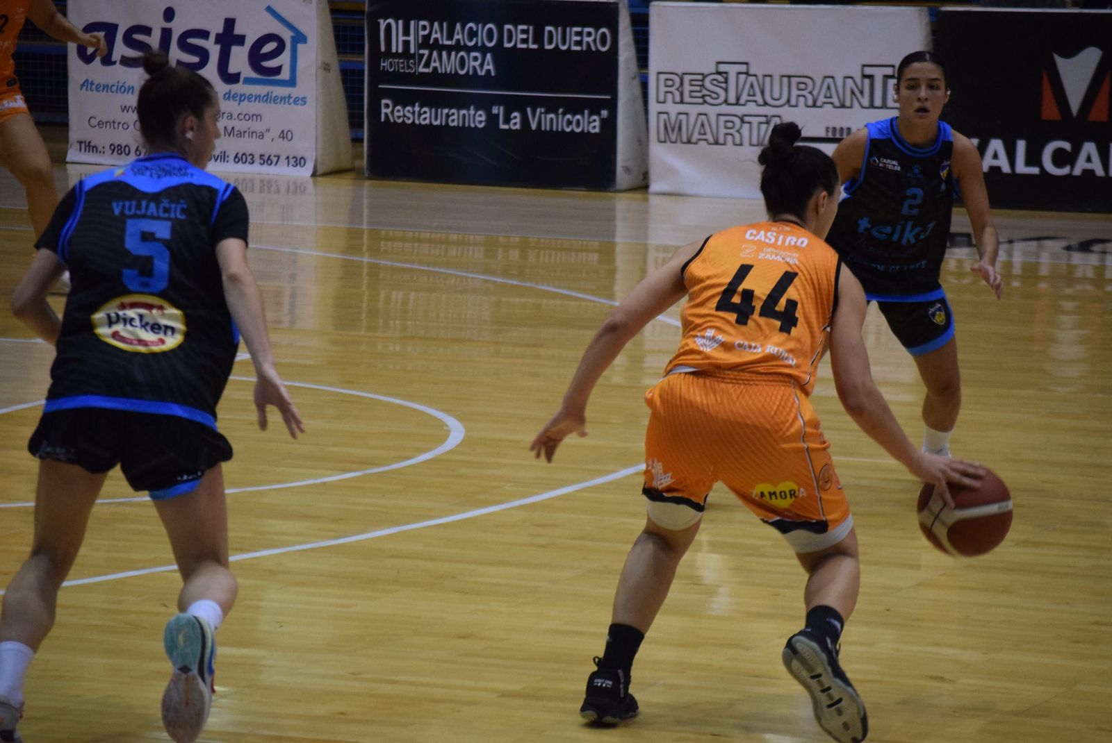 cd-zamarat-picken-claret-14