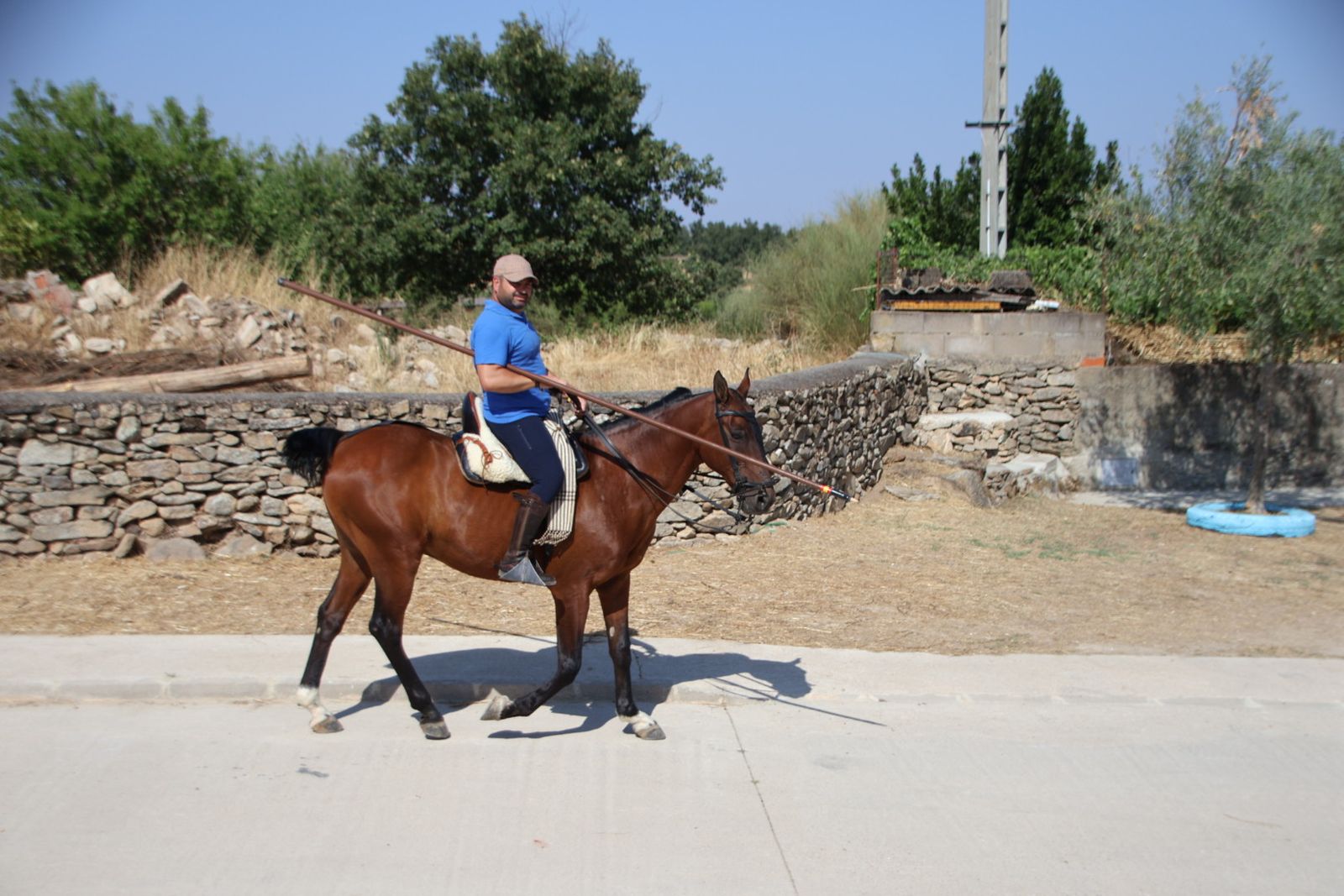 Lumbrales encierro a caballo