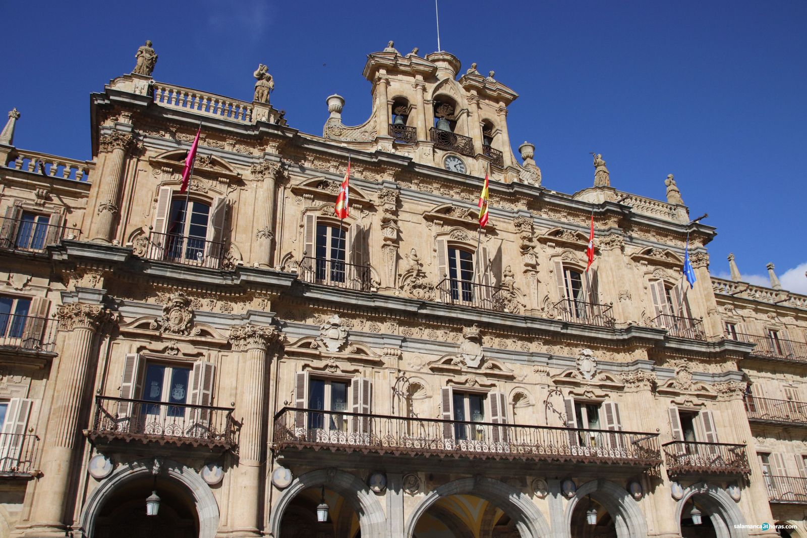 Ayuntamiento (2)