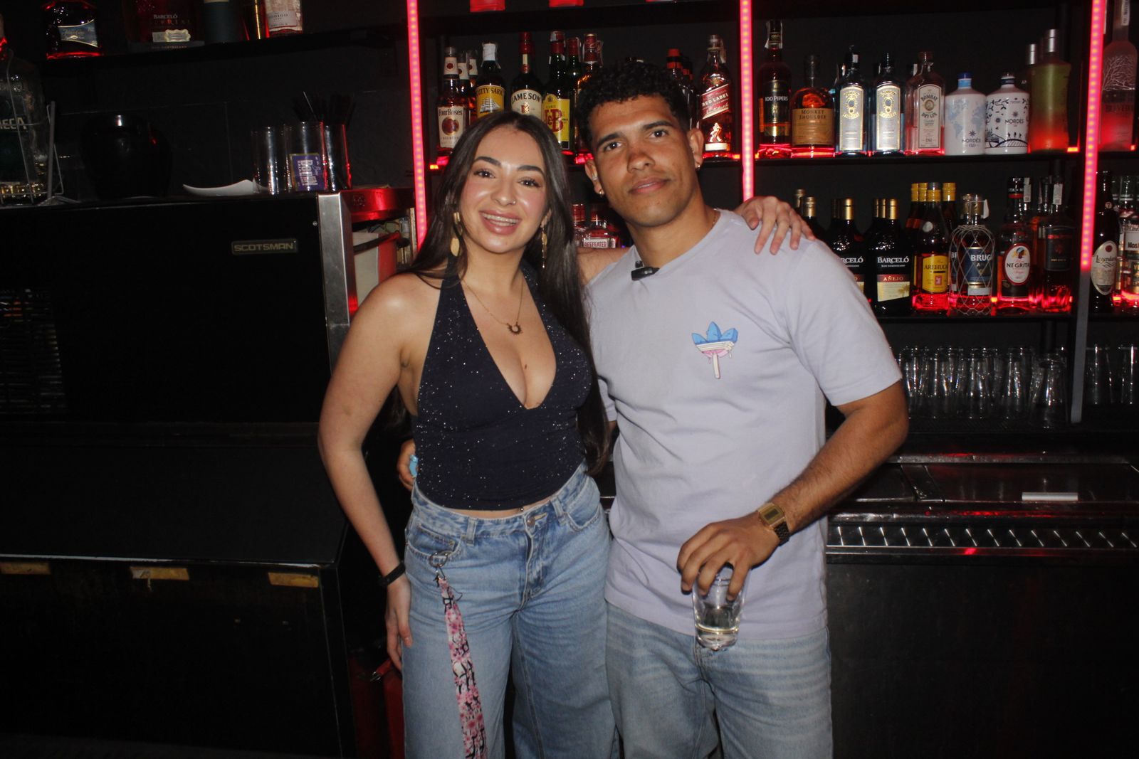 Salamanca de noche, jueves 9 de abril