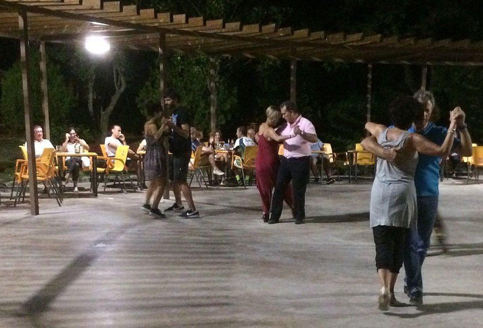 Noches de Tango en La Pérgola del parque de los Jesuitas