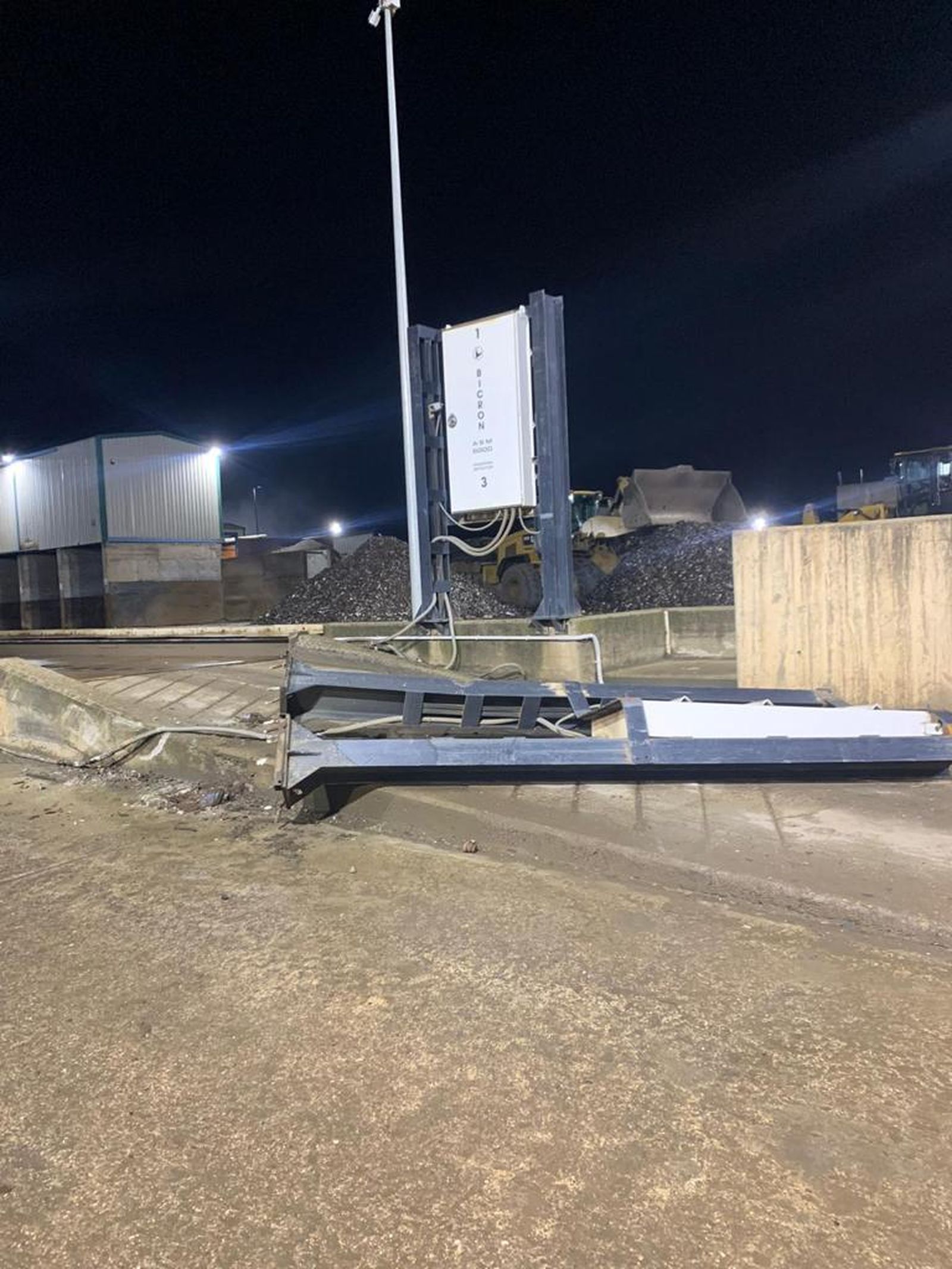 suceso-en-las-instalaciones-de-mercedes-en-vitoria-10