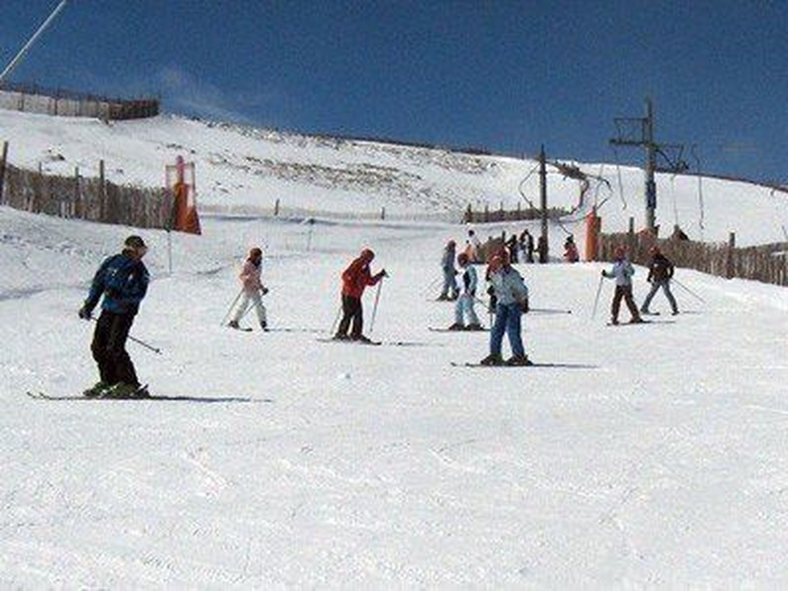 La Covatilla acoge los campeonatos regionales de esquí alpino absoluto