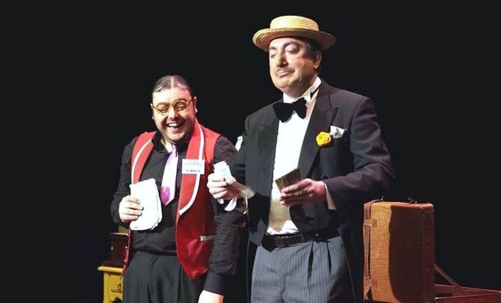 Paulino Gil: “Los magos intentamos que la gente pueda creer y crear lo imposible”