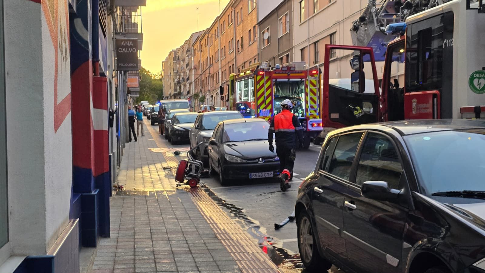 Una sartén al fuego provoca la intervención de los Bomberos en la calle Pintores