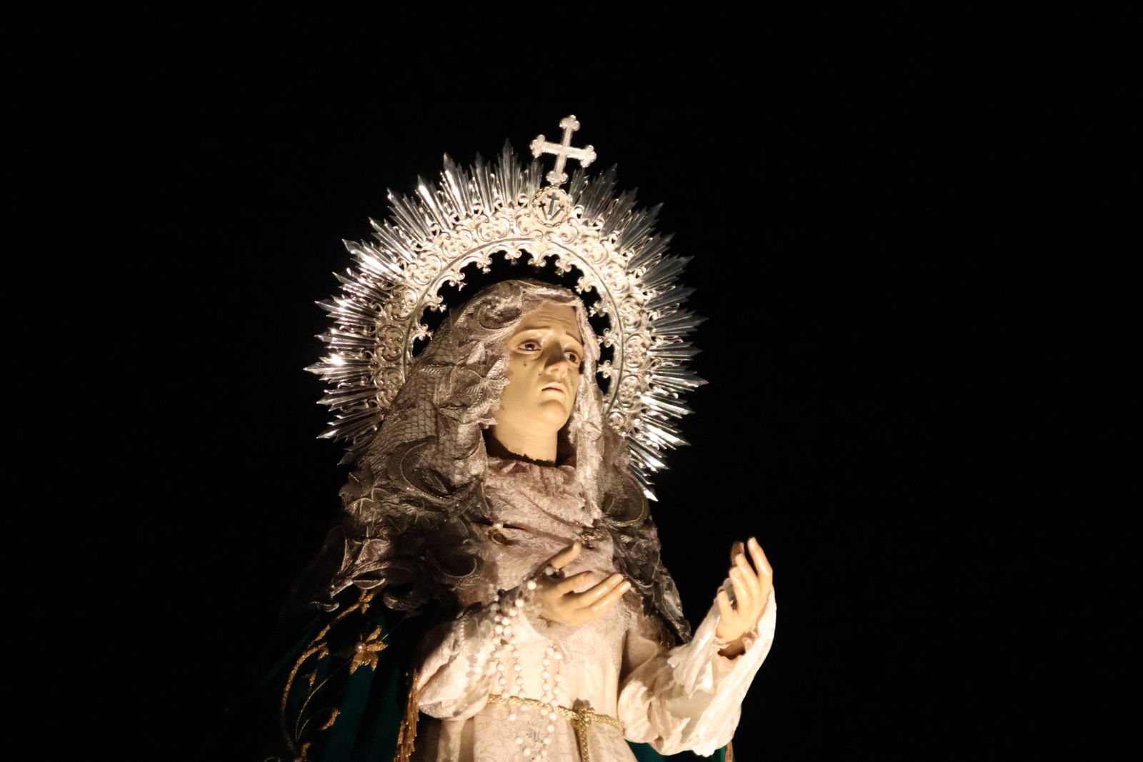 GALERÍA | Revive en imágenes la procesión de Jesús del Vía Crucis