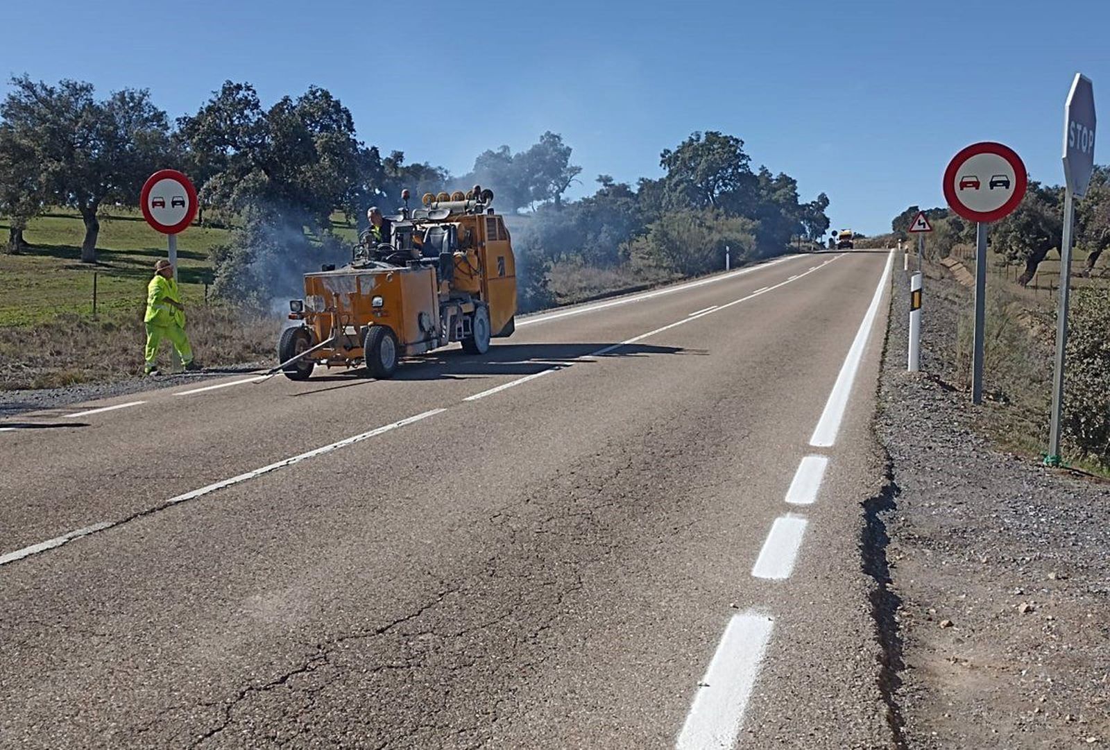 Repintado de la señalización horizontal-EP