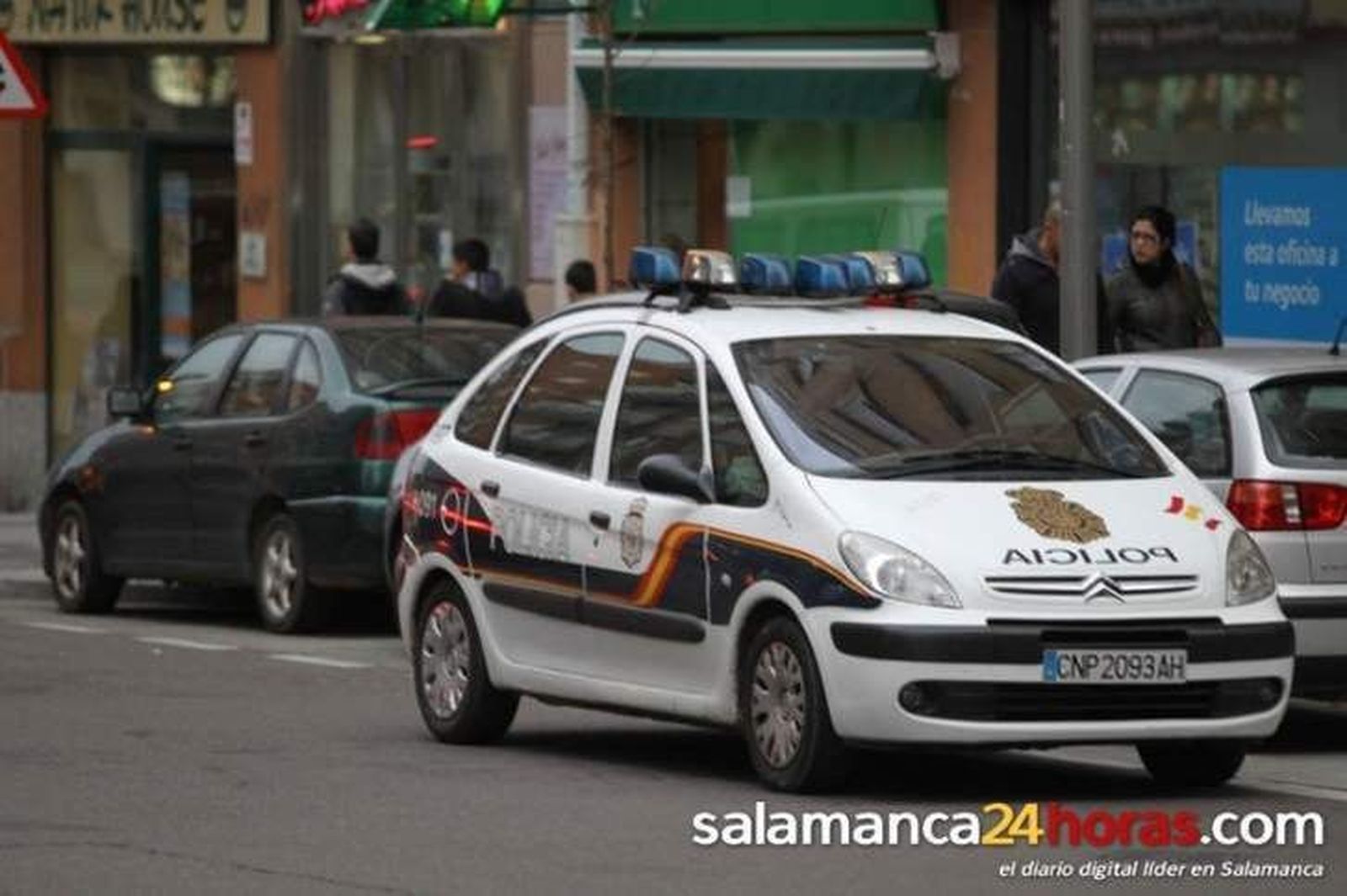 Un policía fuera de servicio localiza en una cafetería a un ladrón de discotecas