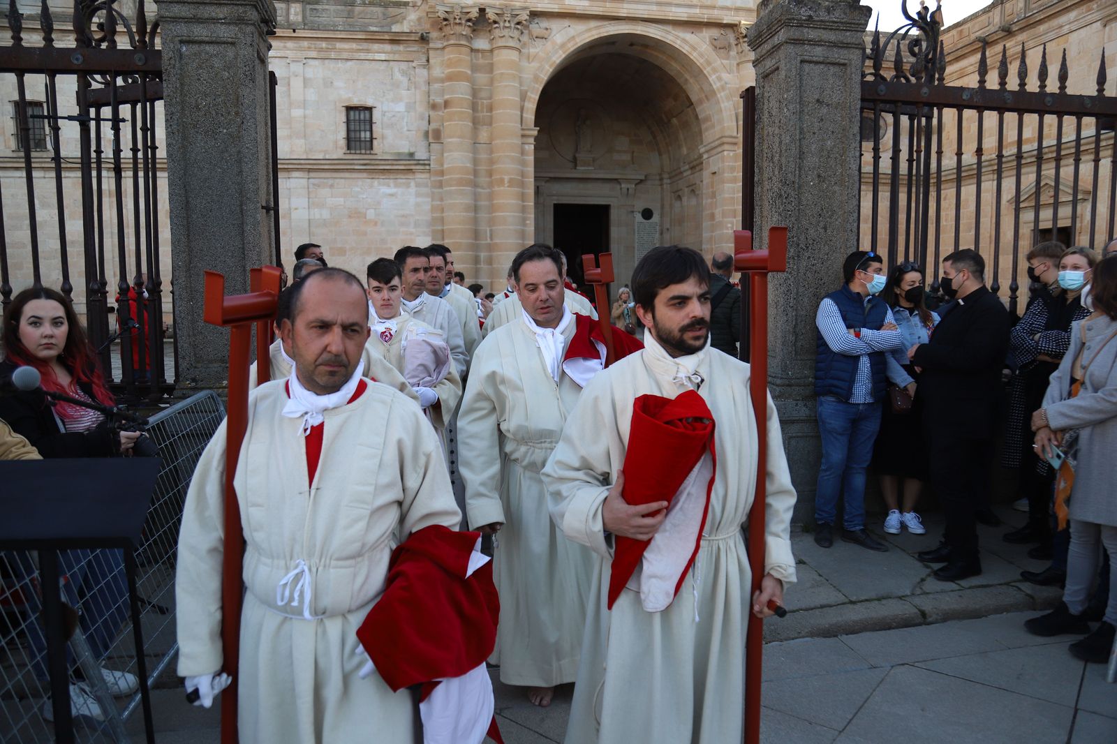 procesion-de-la-cofradia-del-silencio-foto-maria-lorenzo-7