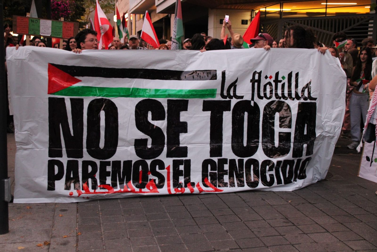 Medio millar de personas se manifiestan en Salamanca en apoyo a Palestina y la flotilla