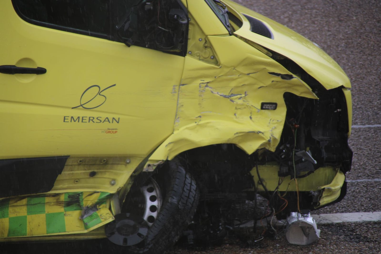 Herida una mujer tras una colisión entre un coche y una ambulancia