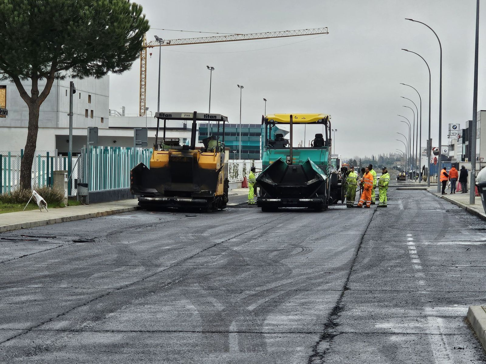 Trabajos asfaltado poligono Montalvo