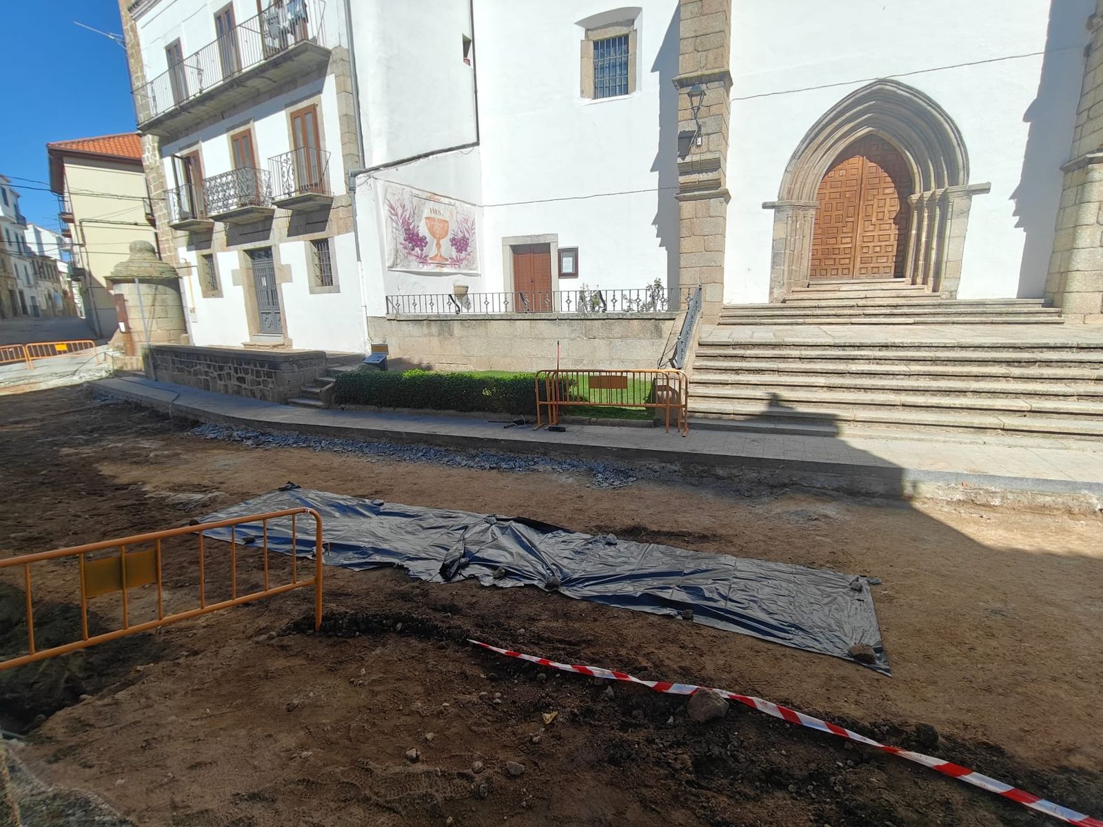 Hallan restos oseos en la obra de la zona de San Juan, Béjar