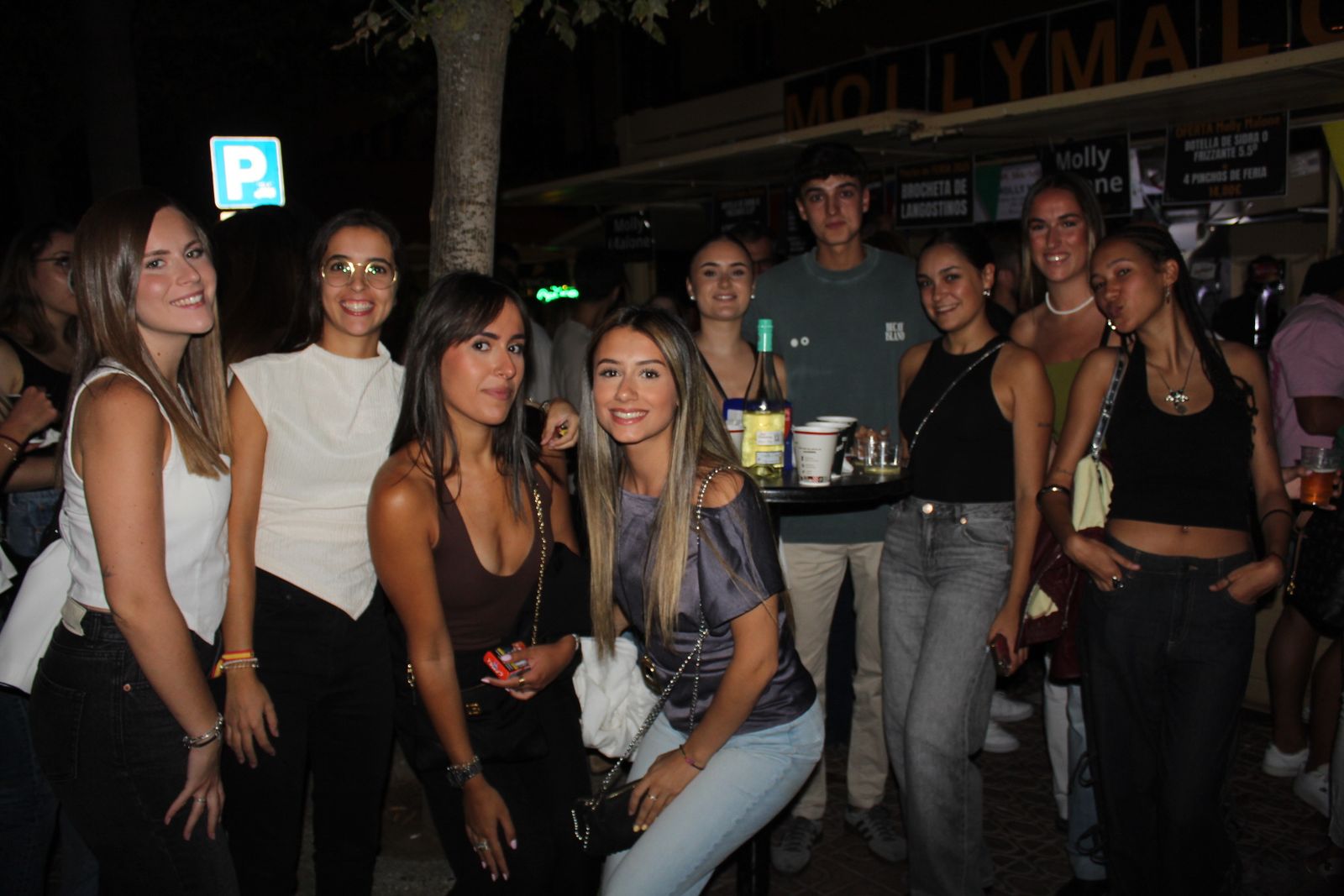 Ambiente en la Feria de Día en la tarde de este jueves