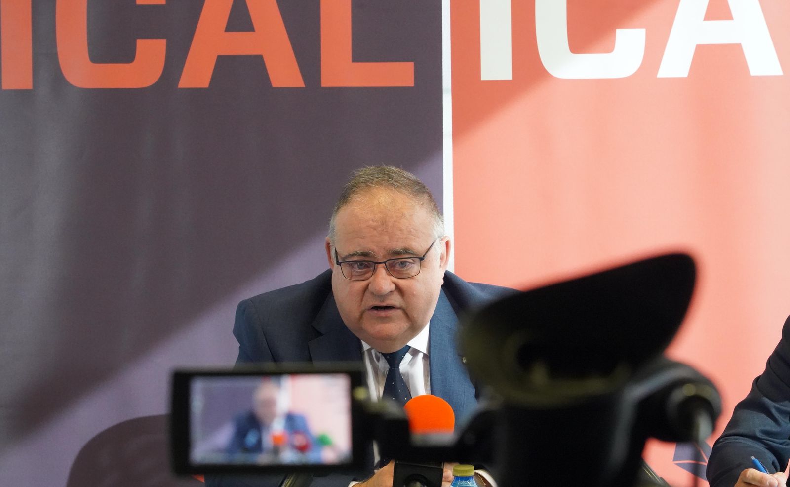 El consejero de Sanidad, Alejandro Vázquez Ramos, participa en los desayunos de la Agencia Ical / ICAL