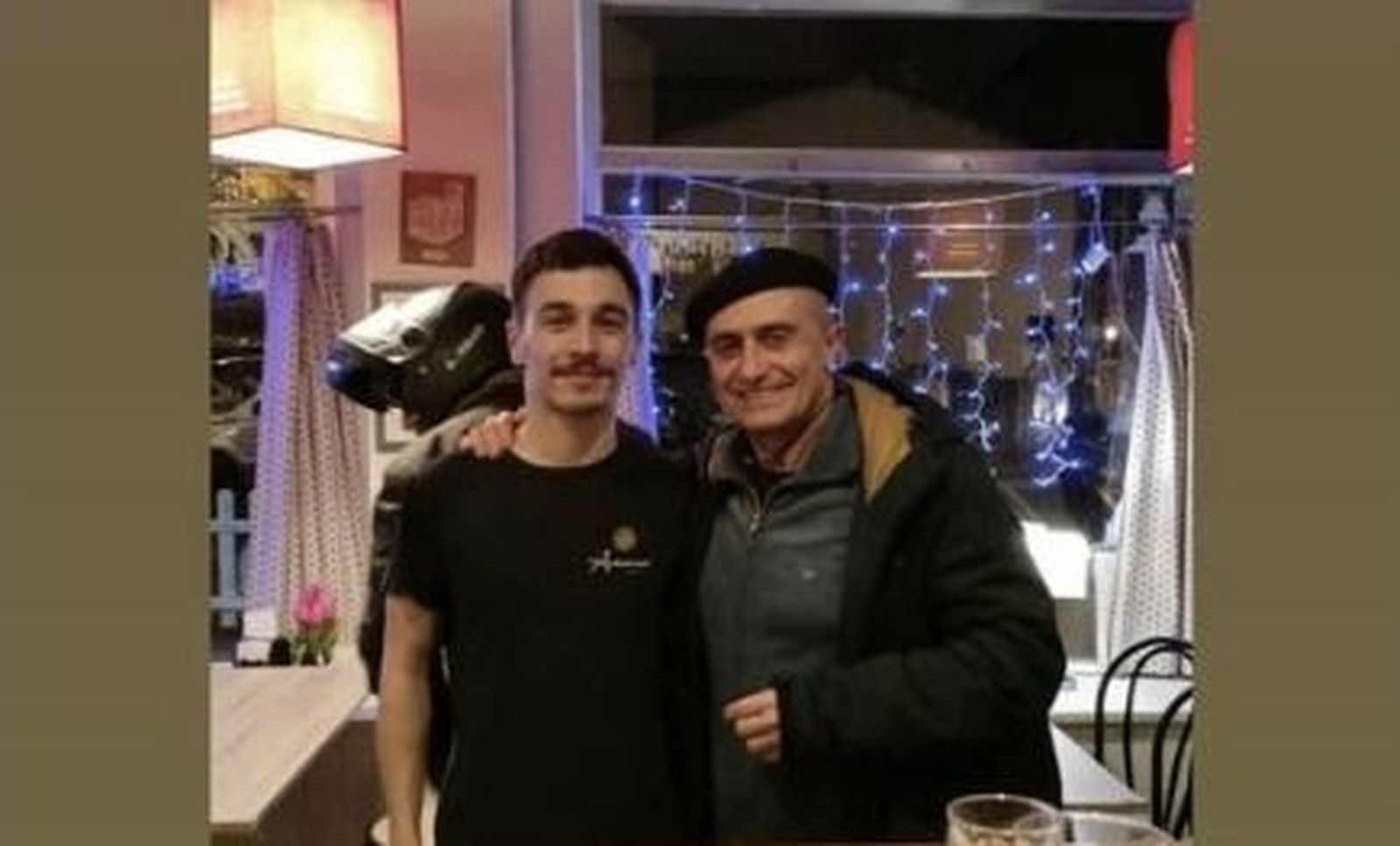 El actor Pepe Viyuela en la Tapería Azemur