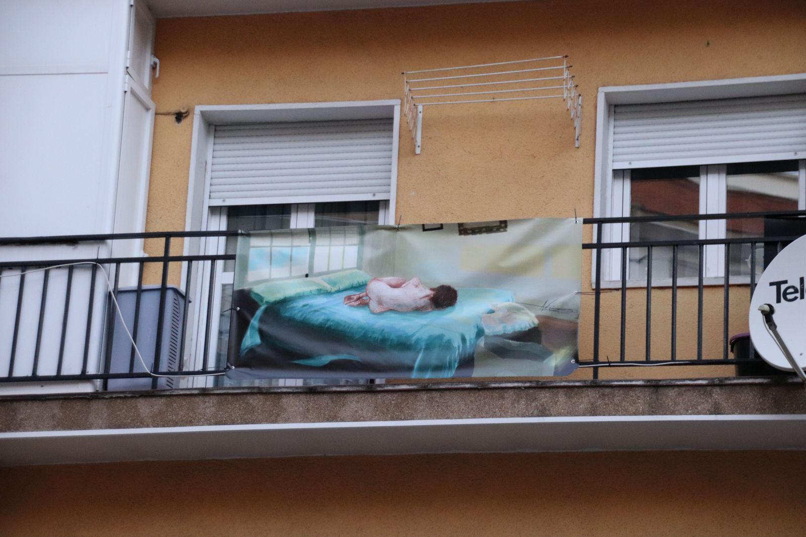 Exposición de arte en los balcones de Garrido