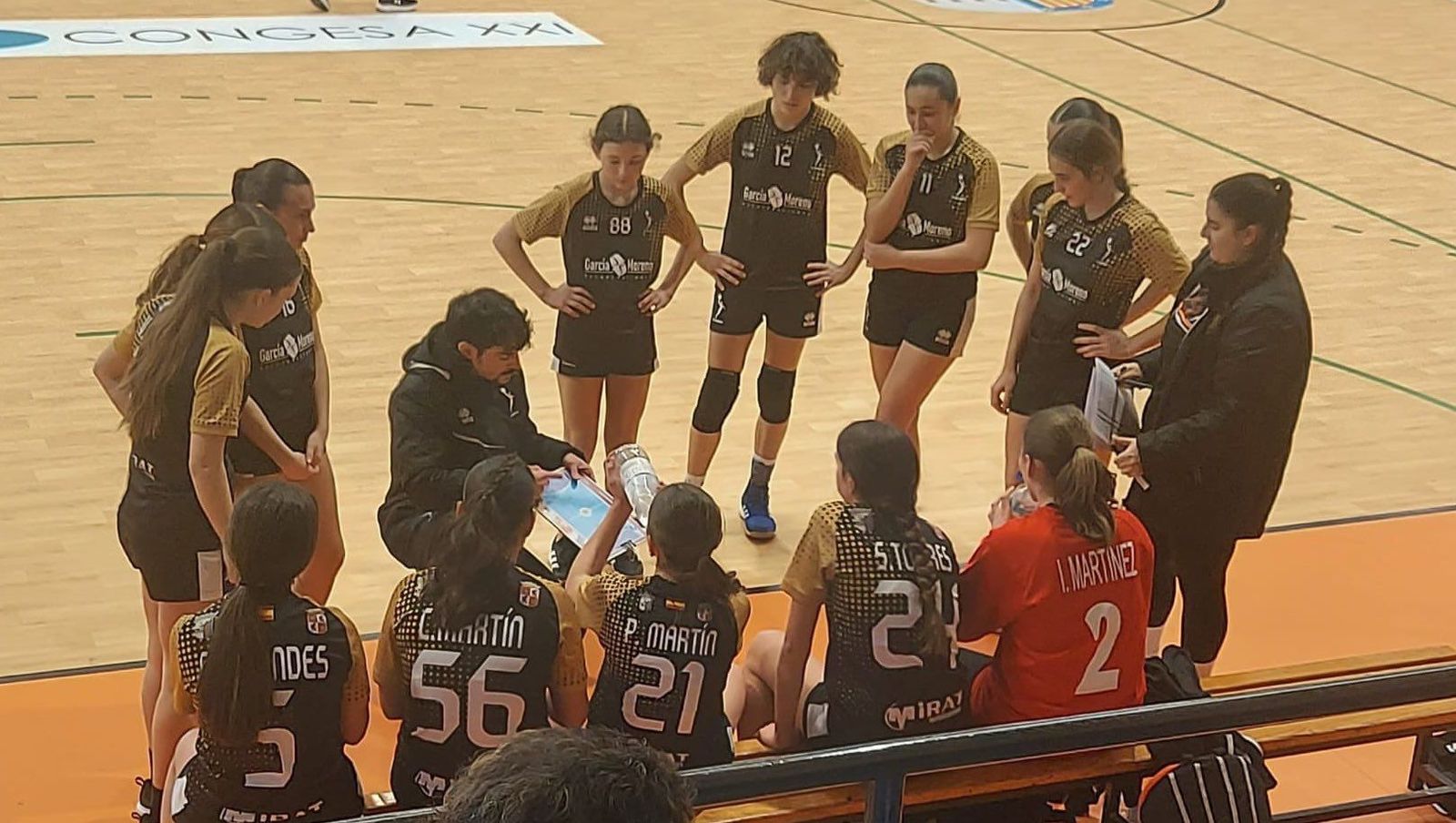 Infantil femenino del Balonmano Salamanca