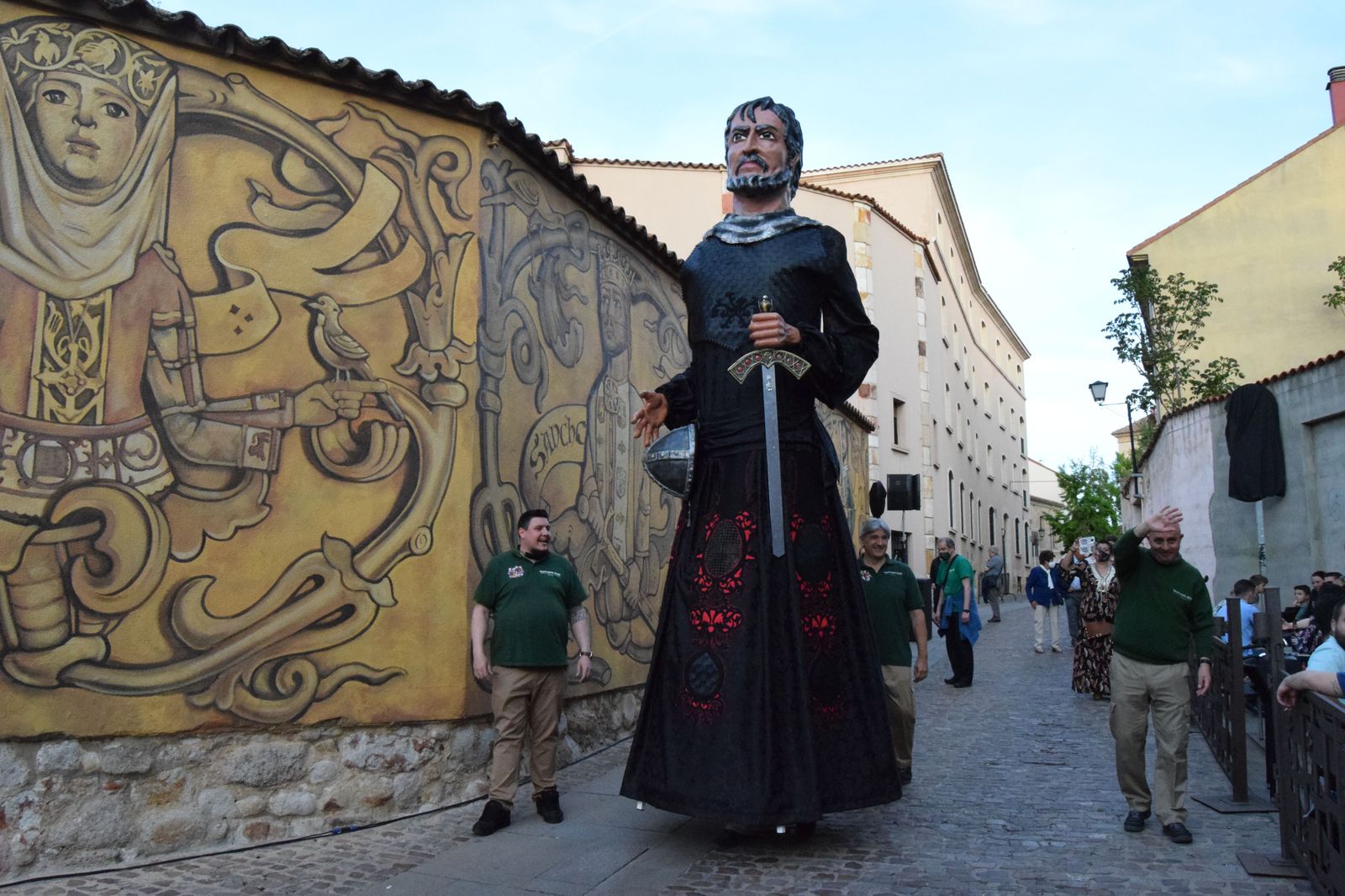 El enemigo de Zamora llega a la ciudad 
