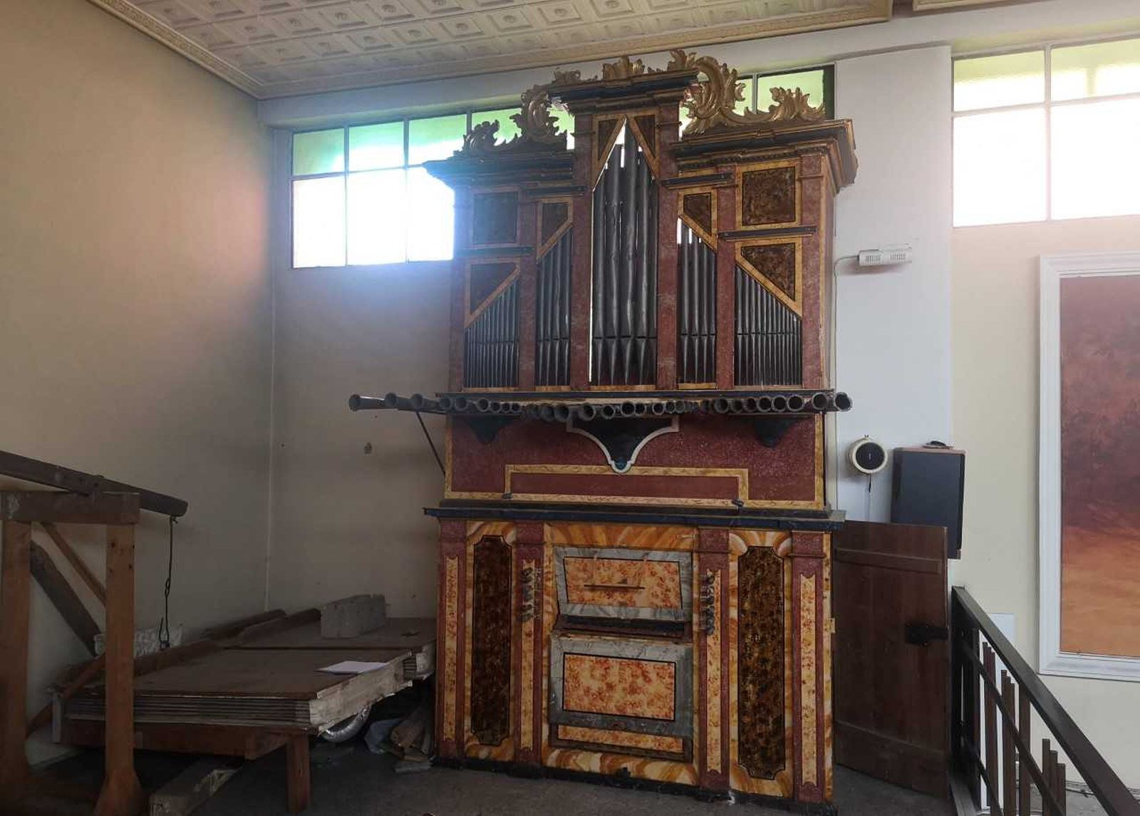 Órgano de Santa María del Carmen de Renueva de Benavente