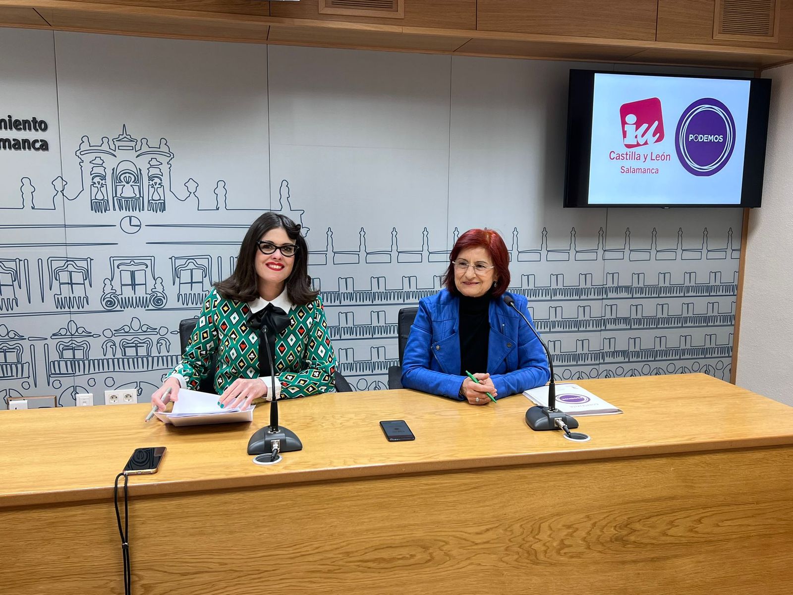 Virginia Carrera y Carmen Díez