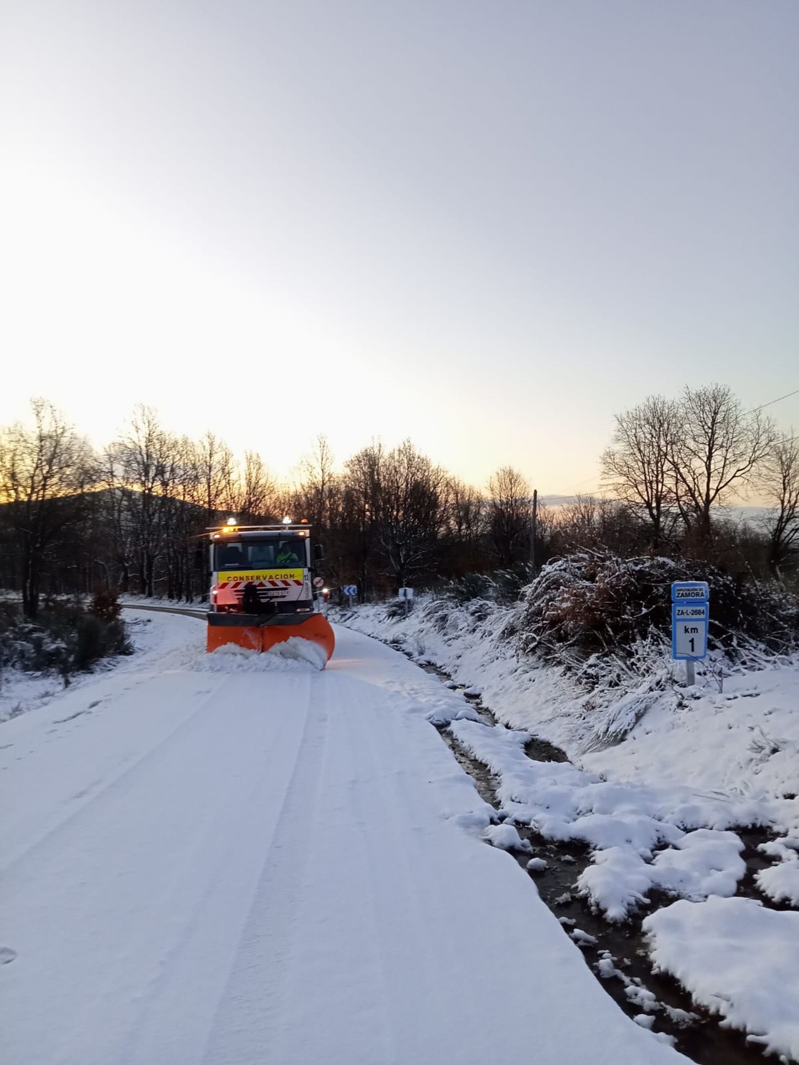 Quitanieves en Sanabria