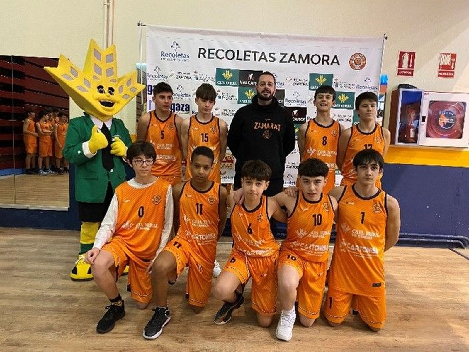 Equipo infantil masculino del CD Zamarat.