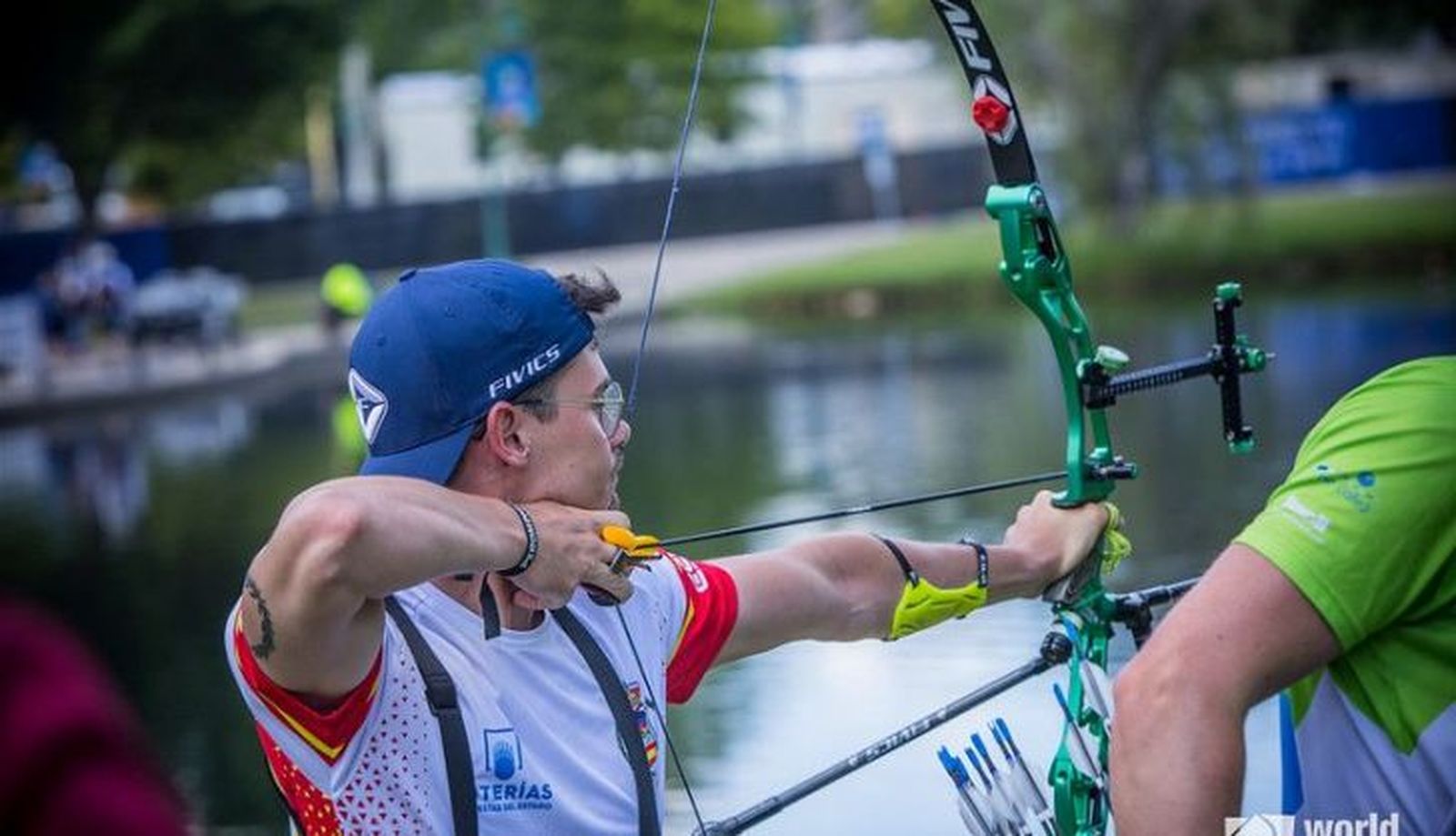 Carlos Iglesias, nueve veces campeón de España, en una competición de tiro con arco
