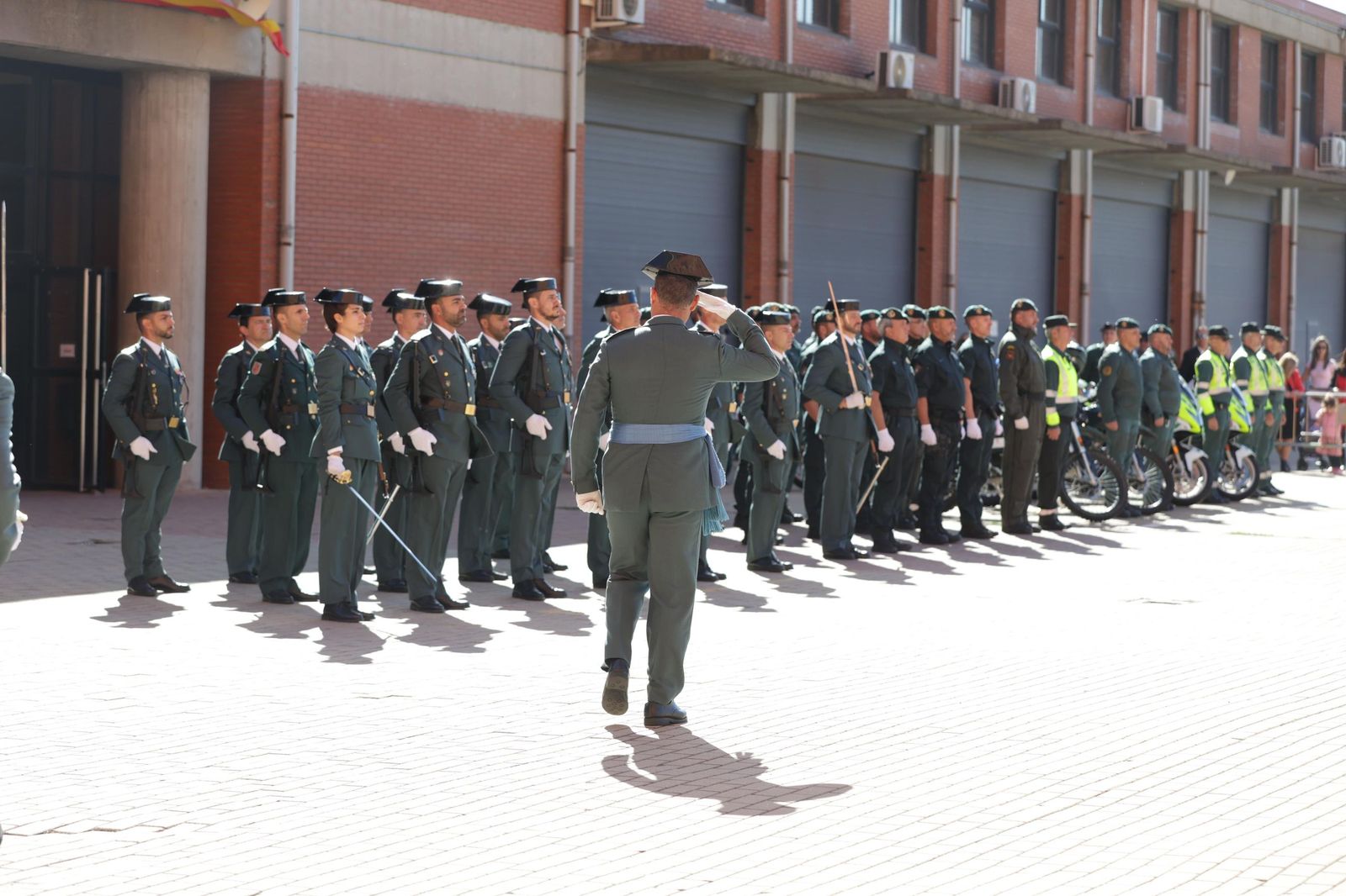 Salamanca rinde honores a la Guardia Civil en la Celebración de su Patrona