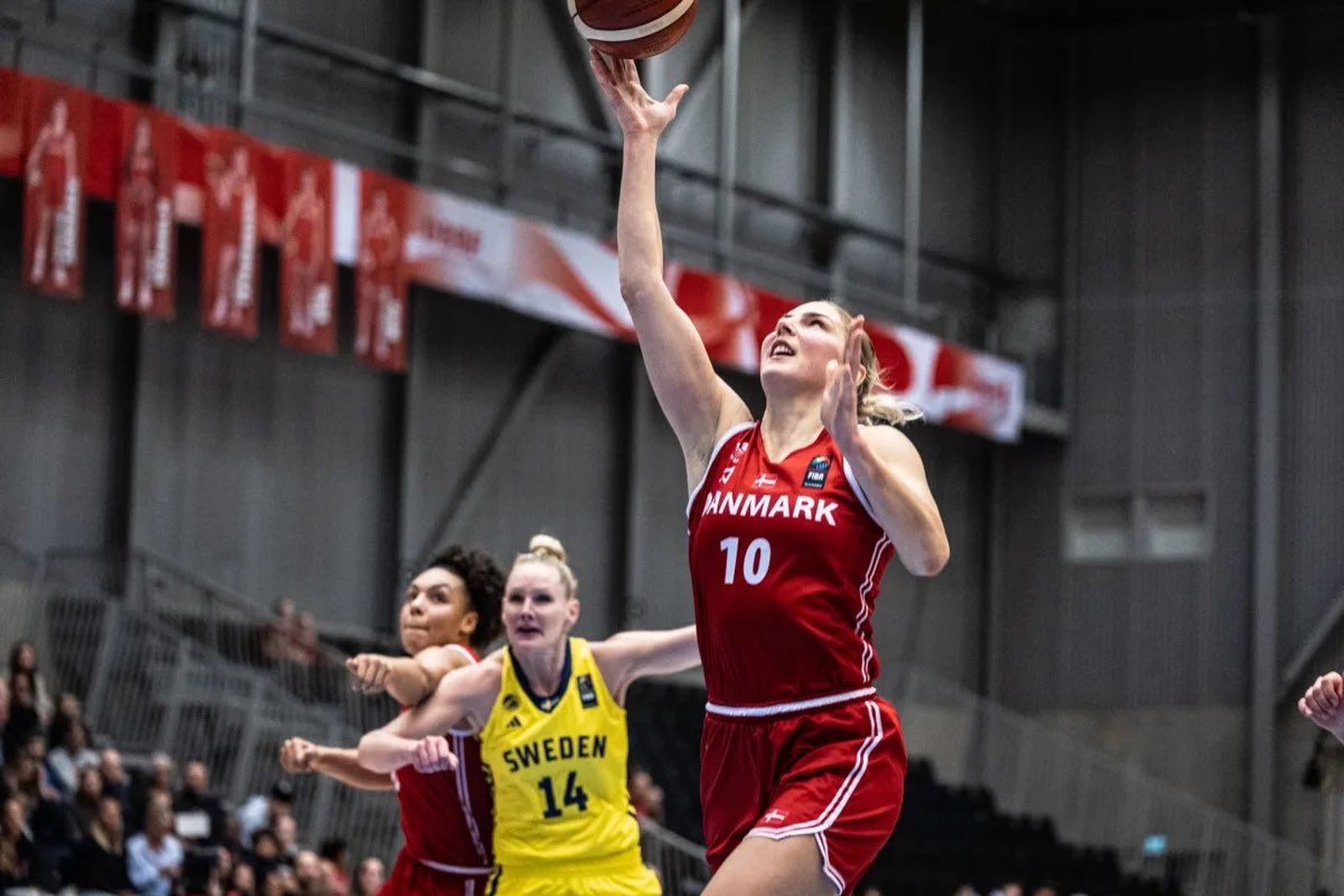 Jespersen, con Dinamarca