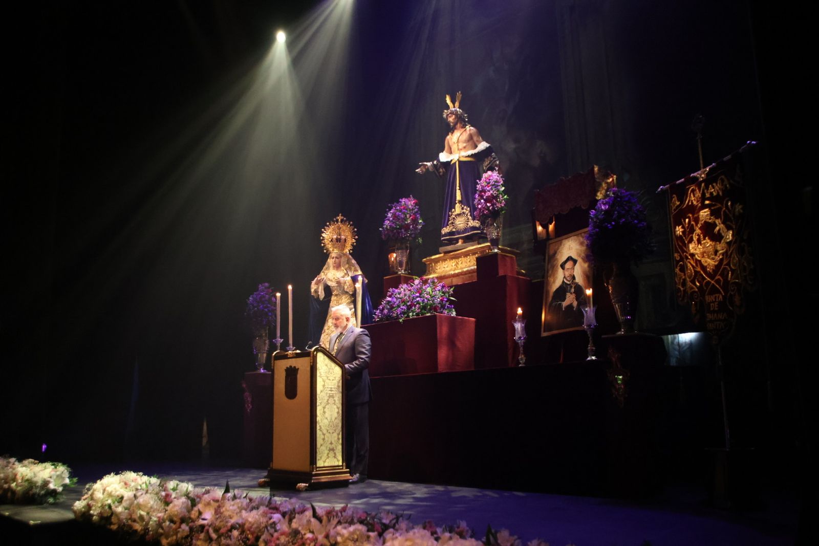 El pregón de la Semana Santa salmantina; con el jesuita Daniel Cuesta como pregonero