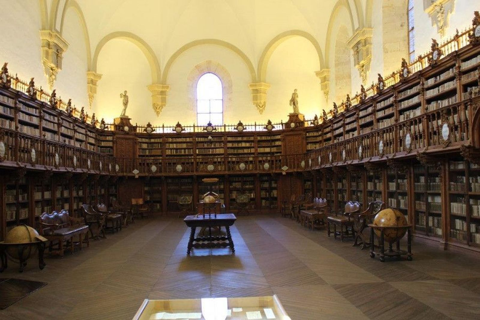 Sancta Sanctorum de la Biblioteca Antigua de la Universidad salamanca24horas Sancta Sanctorum de la Biblioteca Antigua de la Universidad salamanca24horas