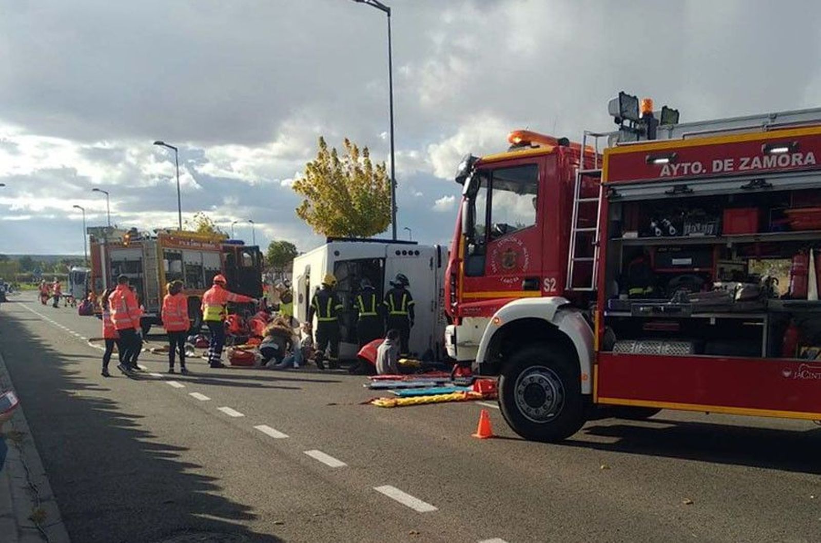 Simulacro bomberos Simulacro bomberos