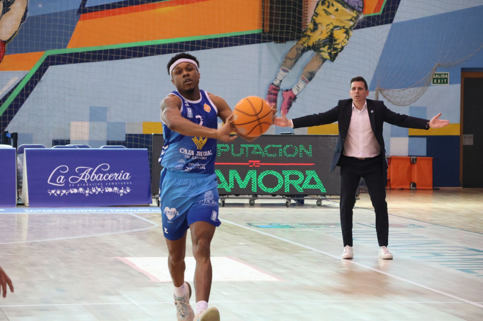 entrada-de-nuevos-hermanos-de-la-cofradia-del-silencio-31