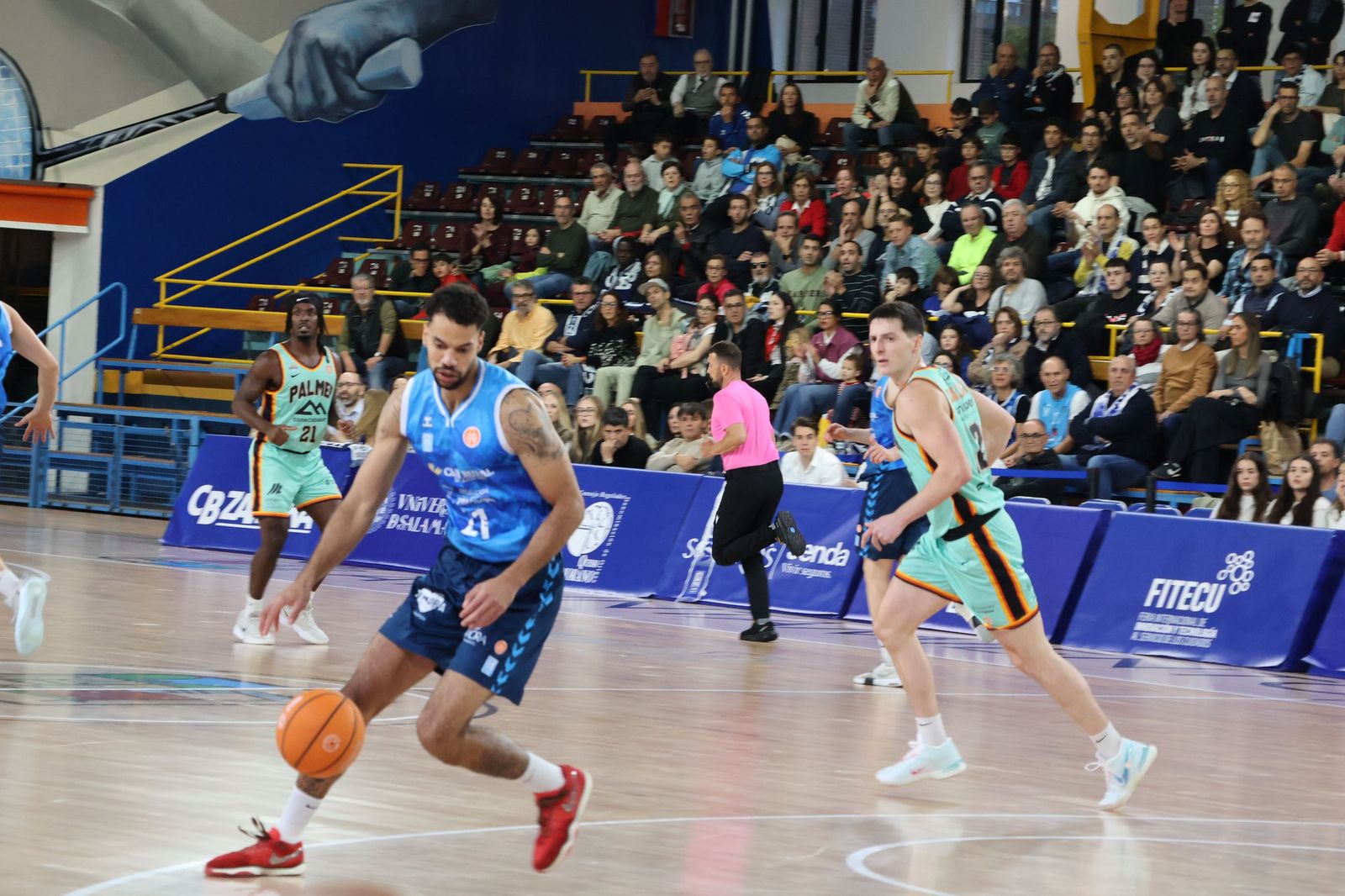 GALERÍA | El CB Zamora recibe en el Ángel Nieto al Basket Mallorca Palma en busca de la victoria