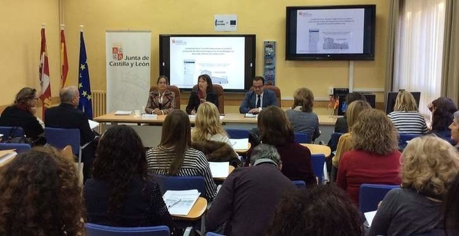 Educación propondrá mejoras al Programa de Secciones Bilingües en centros de Primaria Educación propondrá mejoras al Programa de Secciones Bilingües en centros de Primaria