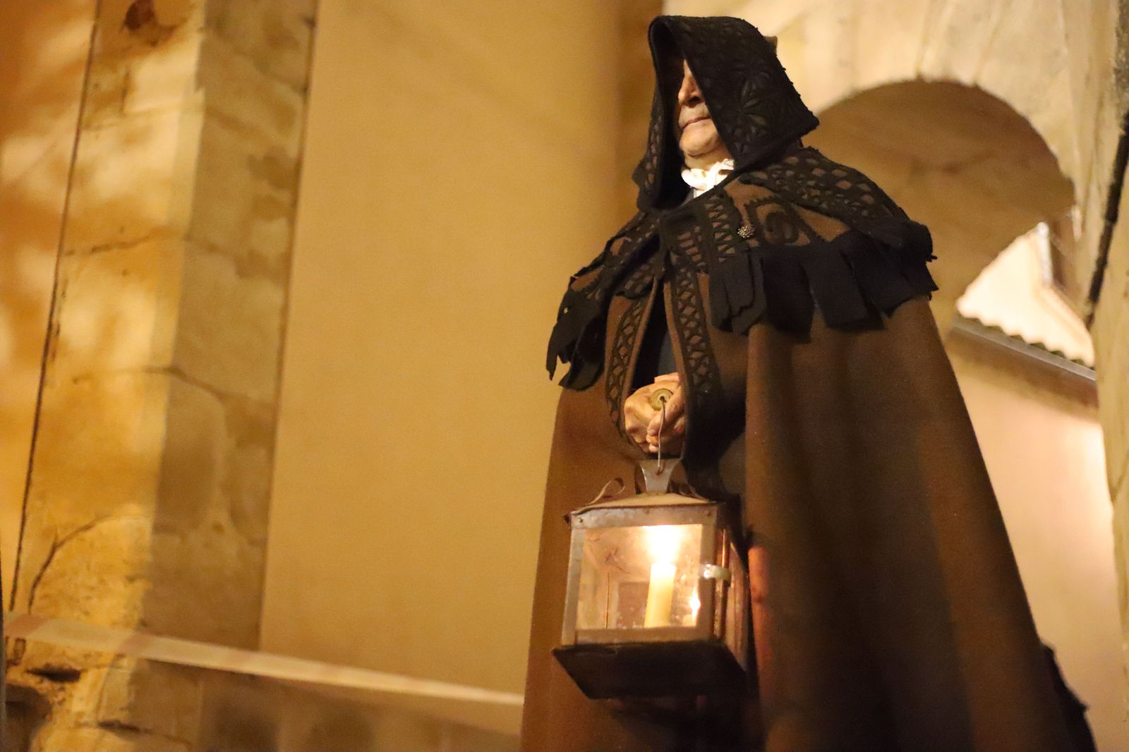 hermandad-del-santisimo-cristo-del-amparo-las-capas-pardas-2023-16