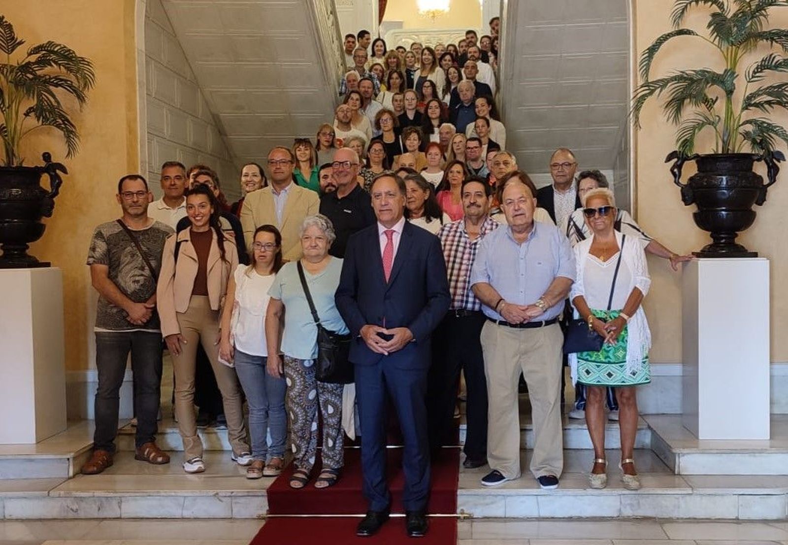 El alcalde de Salamanca, Carlos García Carbayo, presenta la candidatura de Salamanca a la Capitalidad Europea del Voluntariado 2025