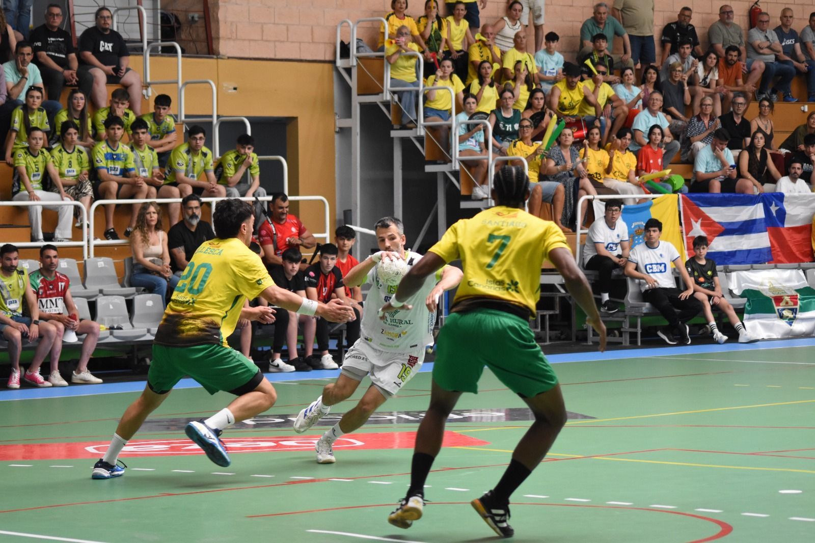 balonmano-caja-rural-zamora-desatascos-jumbo-galdar-14