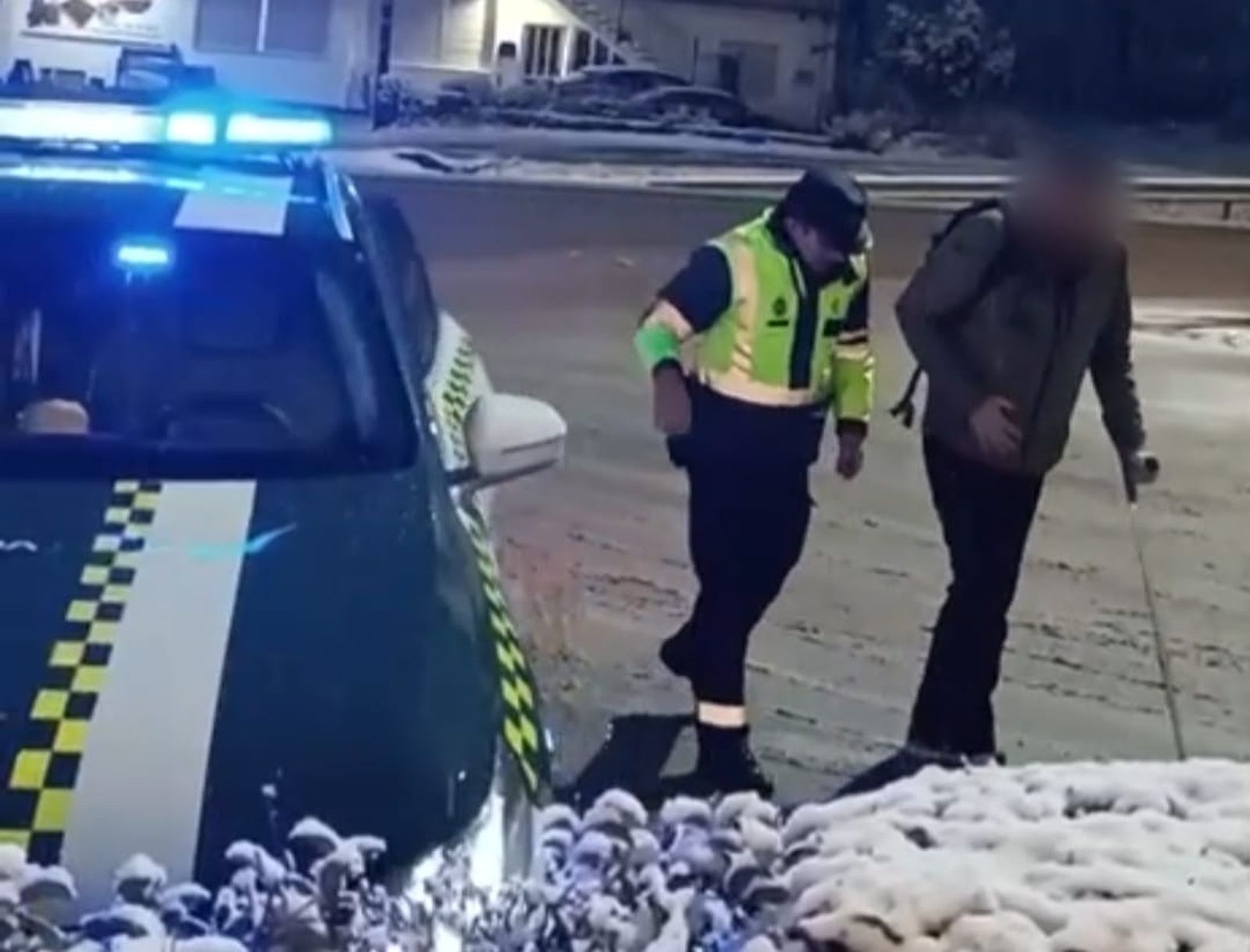 La Guardia Civil ayudó a trasladar a los pacientes