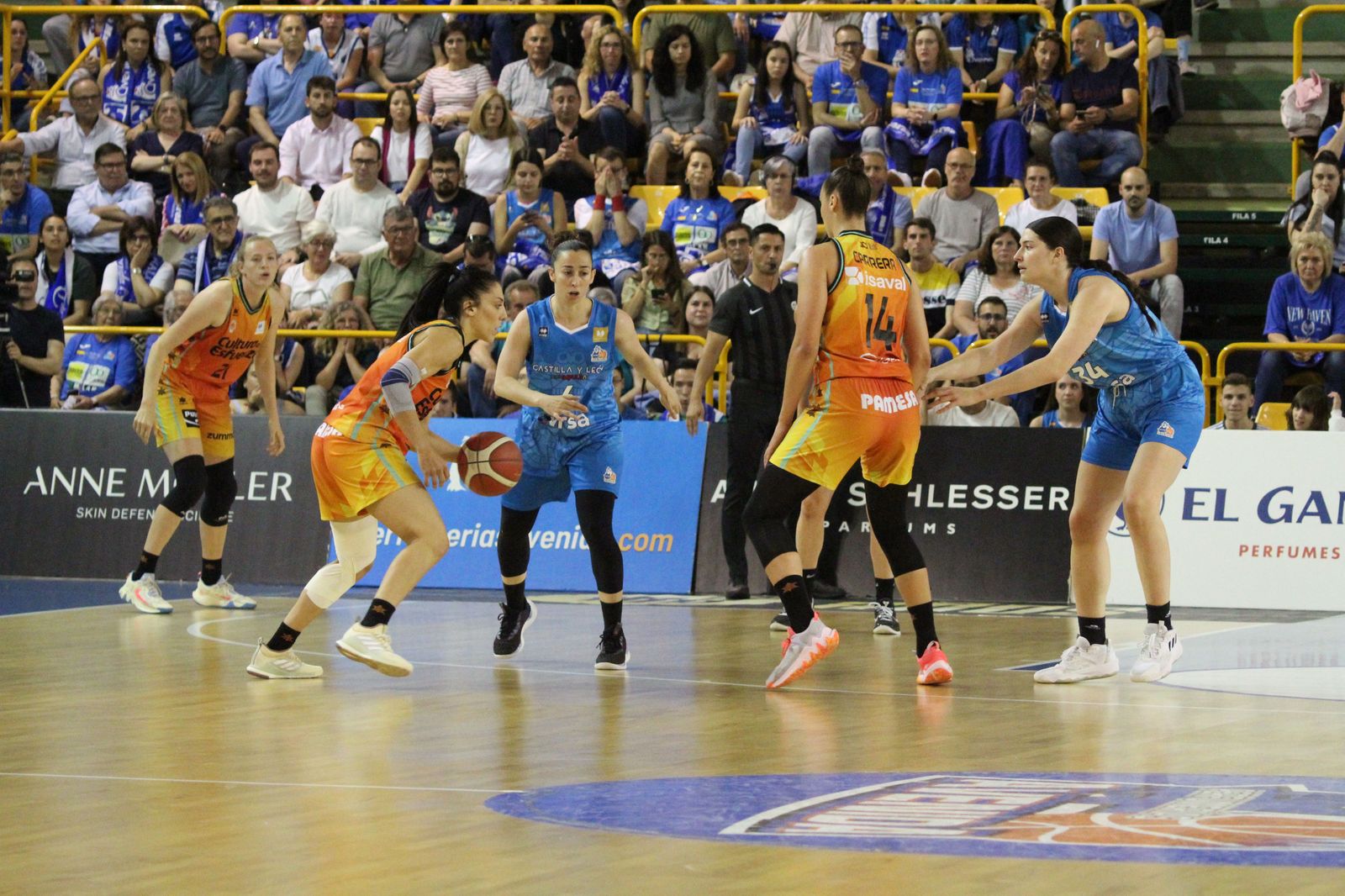 perfumerias-avenida-valencia-basket-48